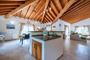 Casa Garrod - Spacious Family Villa
