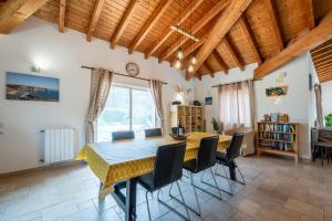 Casa Garrod - Spacious Family Villa
