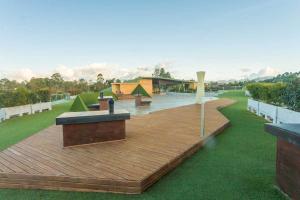 Apartasuite cercana al aeropuerto internacional MED