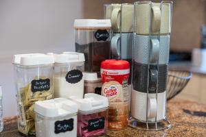 Stylish Apartment - Light Rail Access