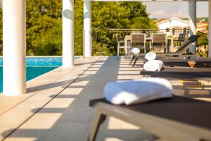 New villa with large pool, sea view, 300 m from the beach - by TRAVELER tourist agency Krk - ID 2191