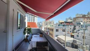 Busan Jeonpo Station 3min Rooftop Stay