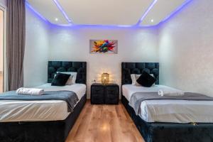 Riad garden luxury apart 27 pool view