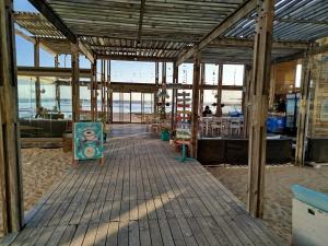 Disfruta la vista de la Laguna y el Mar