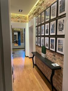 Downtown Retreat Loft-Industrial Studio