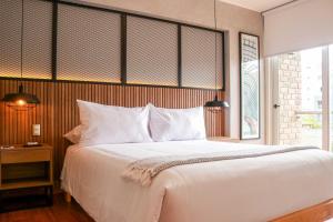 Upscale 2BR with Balcony in Barranco