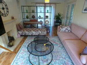 Stylish home on quiet street