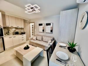 Douloudis Luxury Apartment