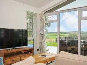8 Horizon View