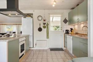 40215-Ulfborg-Helmklit-322