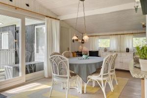 40215-Ulfborg-Helmklit-322