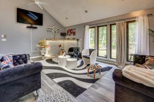 Poconos Family Home with Game Room and Community Perks