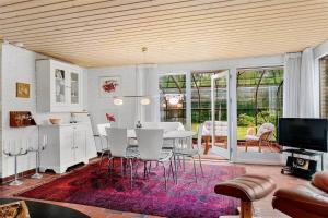 8811-Glesborg-Harebakken-8