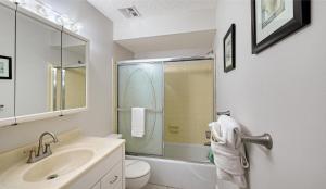 Crescent Royale Condominiums 209