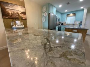 Crescent Royale Condominiums 305