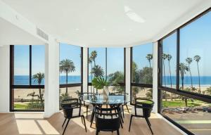 Two Bedroom Penthouse Condo in Santa Monica