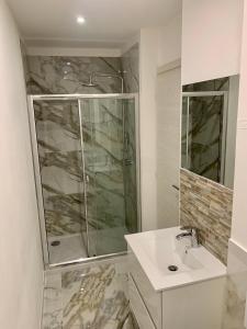 1 BEDROOM APARTMENT iN ViLLA MATEKA