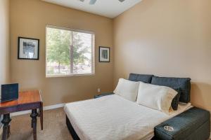 7 Mi to Watson Lake Prescott Valley Home with Patio