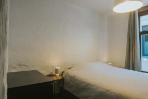 2 bedrooms triplex in historic heart of Liege