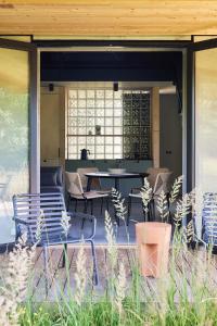 Sauseriai - Inspired by Nature S2