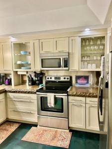 BayView with BAY BREEZE Pet friendly