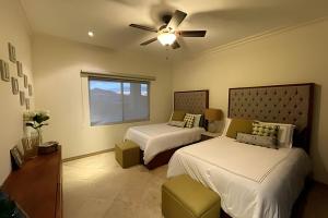 Puerta Cabos Village