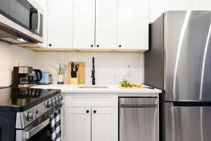 240-9 Luxury Prime Location STUDIO W&D