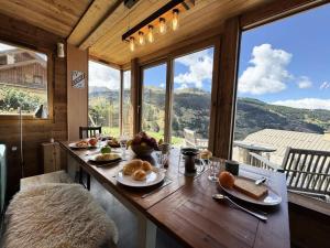 Chalet Le Balcon Des Ecrins - Un séjour unique face aux montagnes. MAE-8593