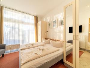 Unvergessliches Apartment am See - 3hvězdičkové hotely ve městě Granzow