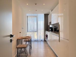 Earthquake-Resistant Residence in Sisli Stunning View