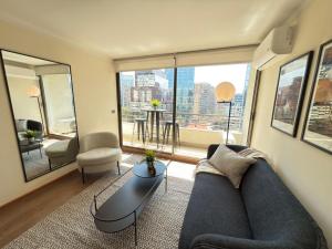 HOM l Metro Alcántara I Parking I LasCondes I 1D1B 0511