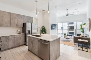 Downtown Dallas Gem no. 304