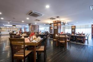 Restaurant, Hotel Sentral Riverview Melaka in Malacca