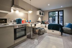 For Students Only - Kings Stables Road in Edinburgh