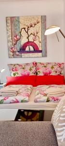 Studio apartment with balcony