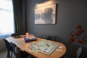 Retro Apartment Xbox, Cinema & Foosball in Prague