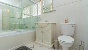 Ocean View Hermanus Beach Club 205