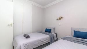 Ocean View Hermanus Beach Club 205