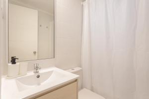 Stylish City Stay in Downtown Santiago for 2