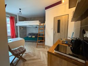 Miejski zakątek - Katowice Centrum zXV zXII