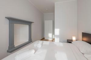 Boiardo Apartments - B Home