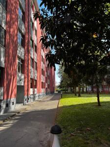 Appartamento con 2 Camere da Letto e Vista Giardino