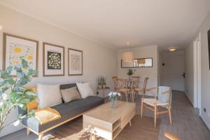 Unwind in a Prime Location by Costanera Center