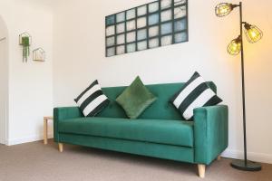 Blakelands 2bed house