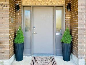 4BR 2BA Downtown-View Cozy House with Parking, Pet-Free