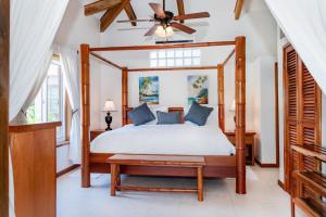 Residences at Barrier Reef Casita 3 by Stay Floreo