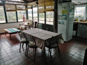 Casa con vista al lago en Potrero de Garay