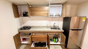 Modern and cozy studio apartment - Cali SanAntonio