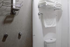 Comfort Pool AC Location 17B