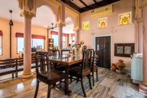 Rudreshwar Mahadeo Kothi by ITH Stays